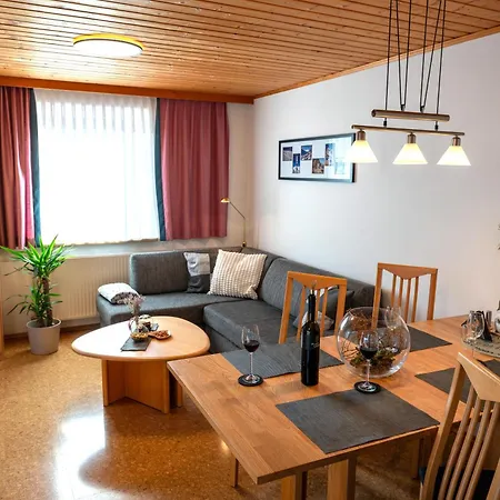 Haus Prodinger アパート